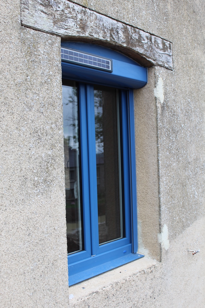 renovation fenetres bleu maison pierre normandie bretagne