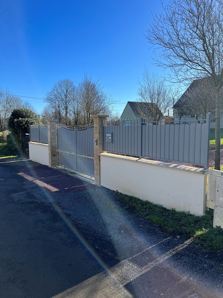 Carport – Portail à Tirepied (50 – Avranches)