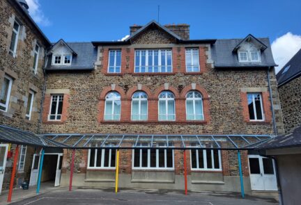 Rénovation de menuiseries bois – Fougères (35)