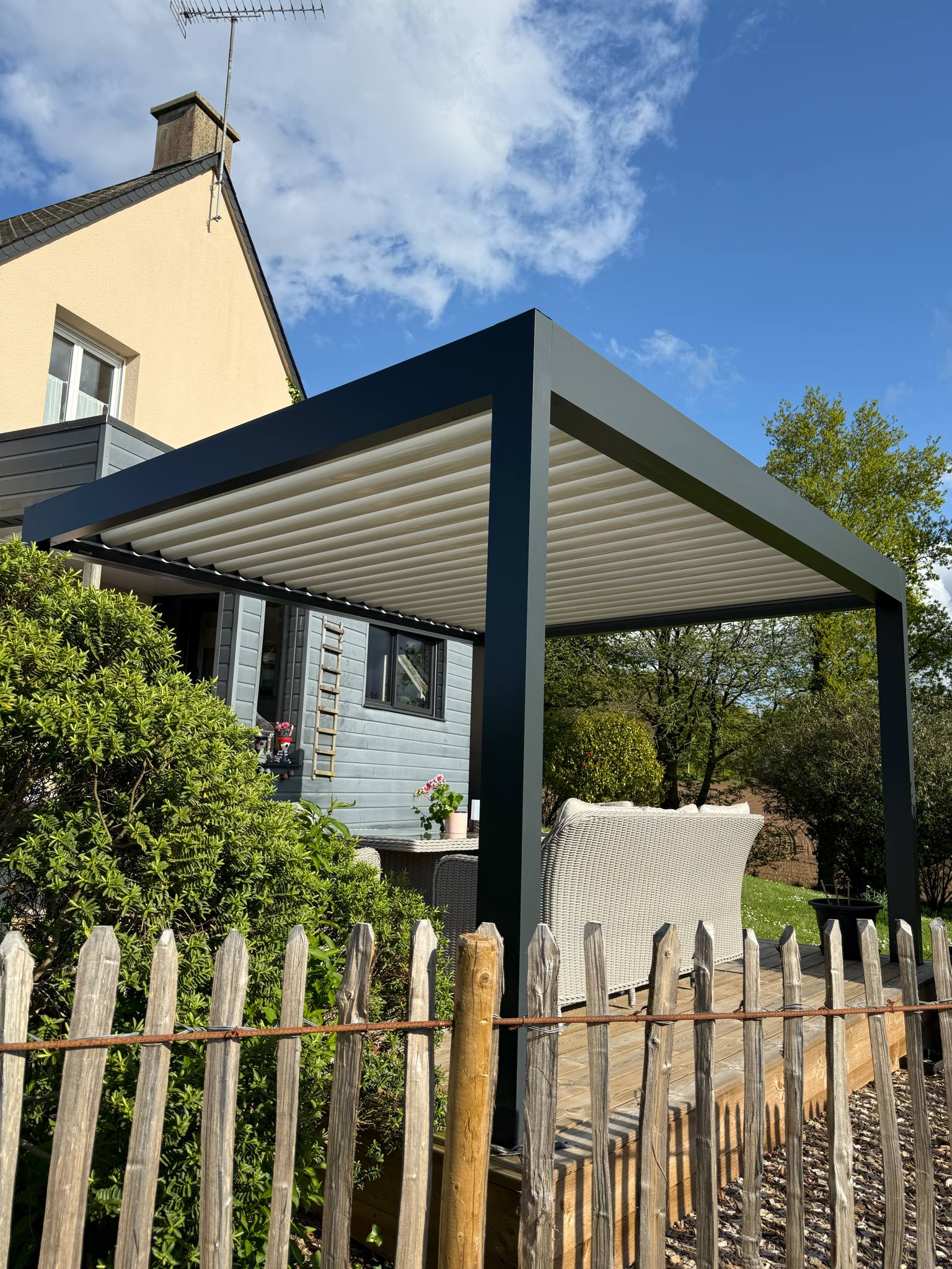Installation D'une Pergola Caséo