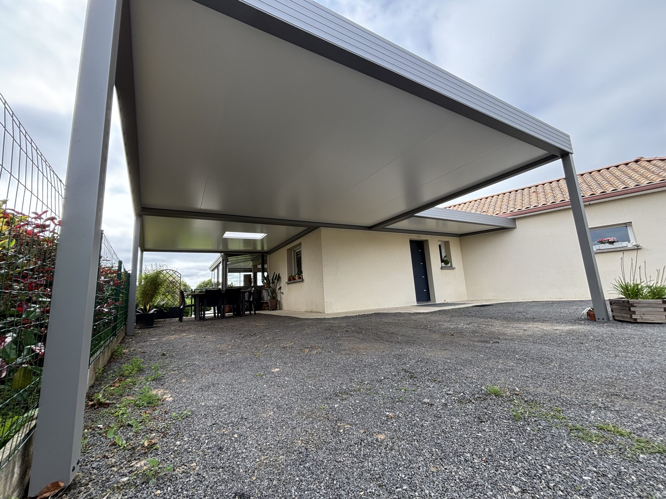 Carport Caséo
