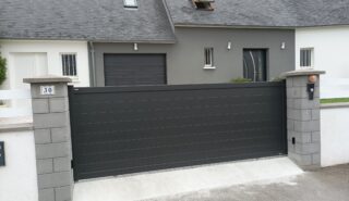 Nouvelles installations : Porte de garage, Porte d’entrée et Portail à Granville