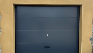 Installation d’une porte de garage à Saint-Lô