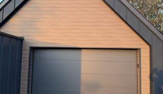 Installation d’une porte de garage à Granville