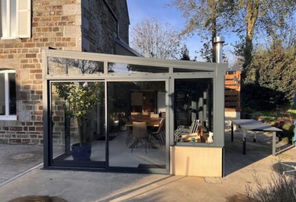 Installation d&rsquo;une véranda à Poilley (50)